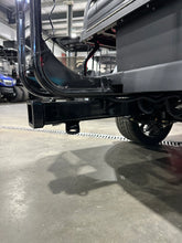 Load image into Gallery viewer, Evolution D2 Classic/Forester Receiver Hitch