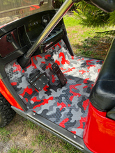 Load image into Gallery viewer, Dekomats Golf Cart Floor Mat - Red Camo