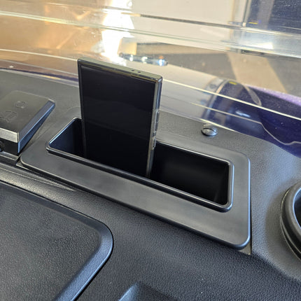 Evolution D5 Phone Pocket