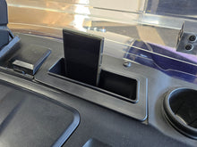 Load image into Gallery viewer, Evolution D5 Phone Pocket